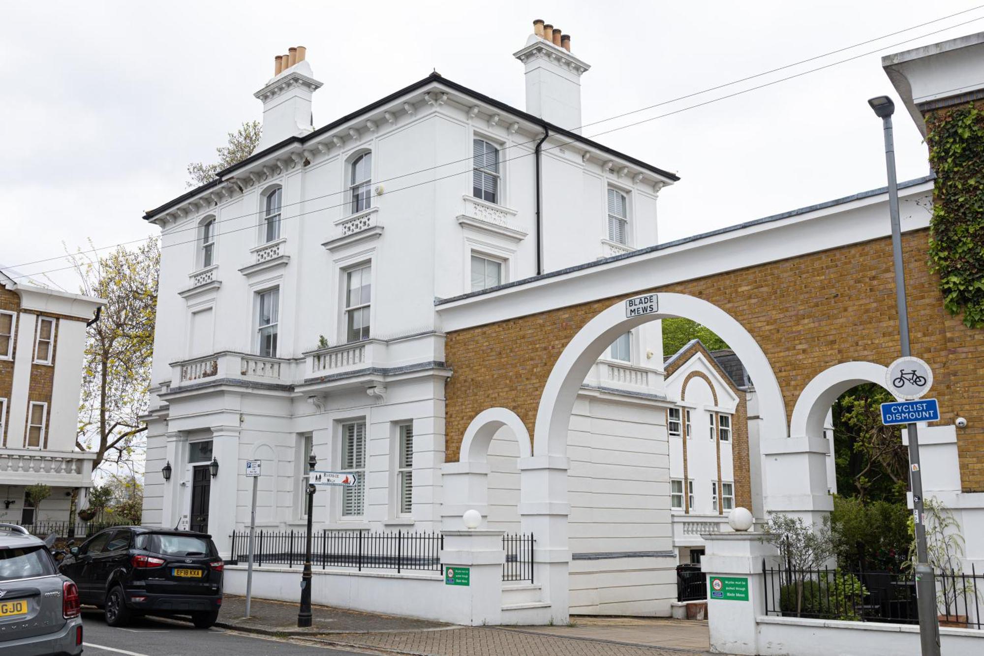 Luxury 3Bedroom Apartment In Thames-Side London Living ภายนอก รูปภาพ